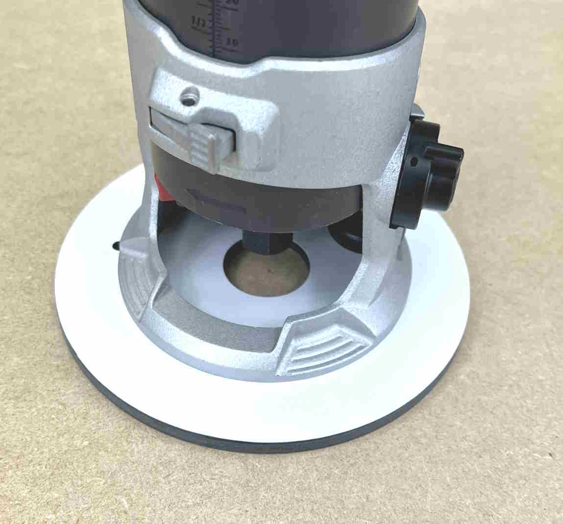Circle Plate w/ Bushing Hole for Compact Routers