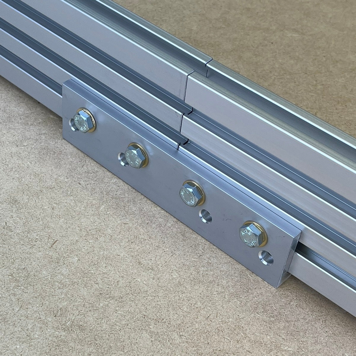 track connector under two ultra tracks