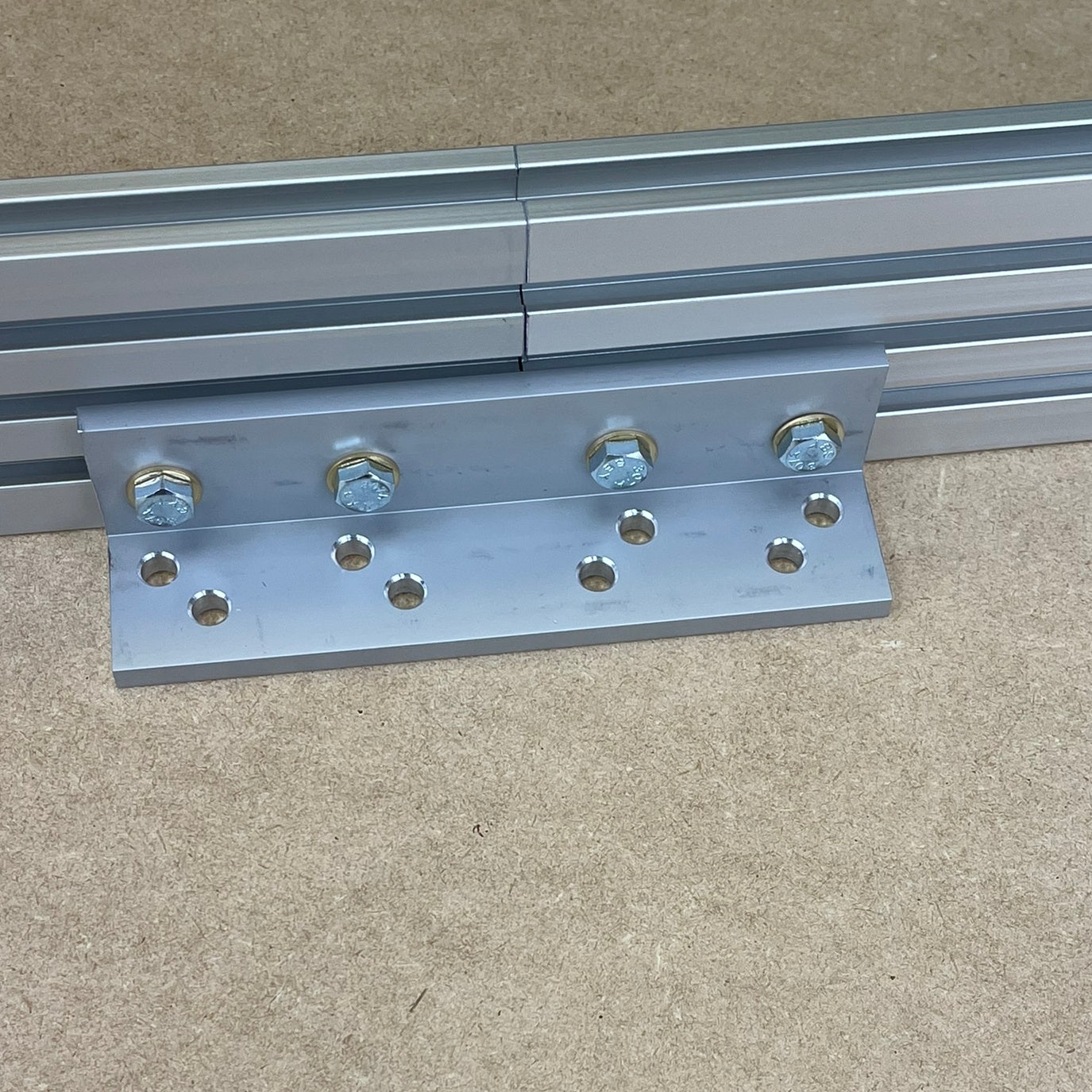 track connector behind two ultra tracks
