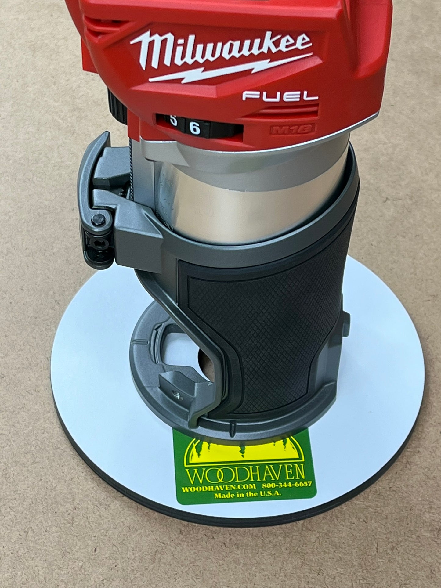 Circle Base Plate w/ Bushing Hole for Compact Routers